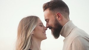 Sweet Couple Rubbing Noses Eskimo Kiss Stock Footage Video (100% Royalty-free) 1081331240 | Shutterstock