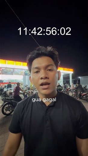 Trying to choose the fastest drink at the minimarket #shaideography