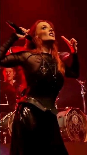 Simone Simons Epica Unchain Utopia ❤️
