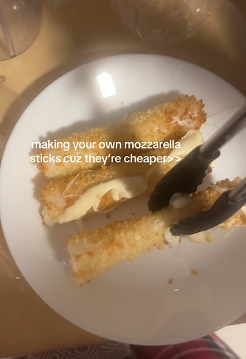 i’m obsessed #mozzarellasticks #mozzarella #cheese #fyp #cooking | mozzarella sticks