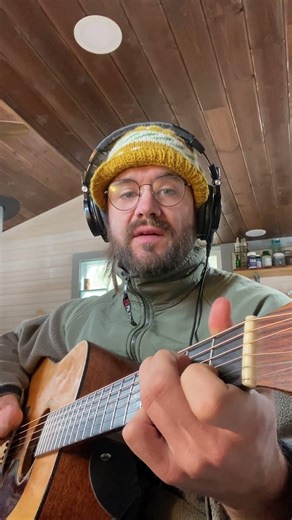 IMPLIED HARMONY | 30 second #guitarlesson