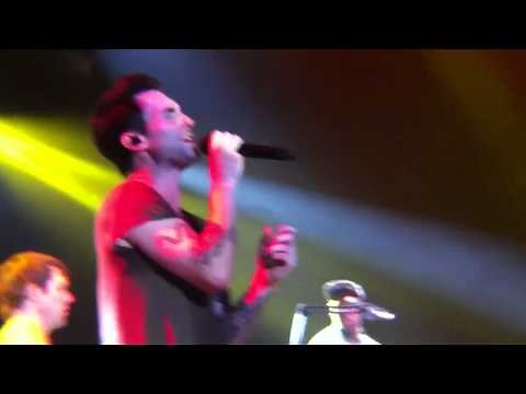 Maroon 5 - Daylight - Monterrey 2012 HD
