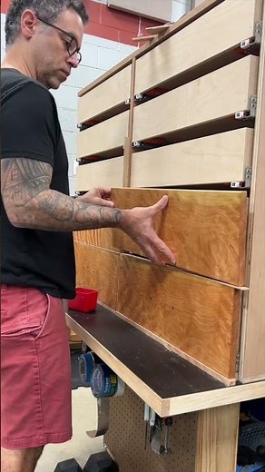 The easy way to install drawer fronts! #woodworking