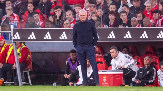 Benfica-Porto: "Il m'a traité de traître 20 ou 30 fois", l'embrouille avec Lucho Gonzalez qui a fait vriller Mourinho