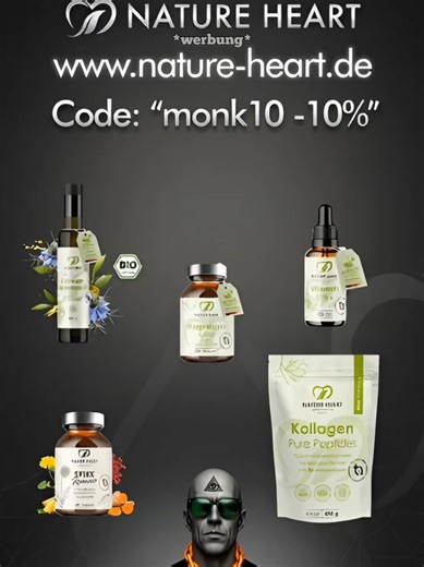 Yo, Leute! Schaut her, der Bigtsmonk sitzt da wie der Boss der Bio-Revolution – mit seinem allsehenden Auge und der Kette, die schwerer ist als meine letzten Diätversuche! 😎 Vor ihm thronen die ultimativen Nature Heart-Hits: Schwarzkümmelöl (das BIO-Wunder gegen alles, was nervt), Magnesium Citrat für den Chill-Modus, Kollagen Pure Peptides für den Glow-up, Vitamin D3 K2 für Sonnenschein im Glas, Spixx Remove (bye-bye Ungeziefer!) und Paya Formel für den Turbo-Boost. Alles mit dem fetten BIO-Si