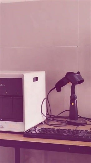 🧪 GeneXpert Machine | #GeneXpert #CBNAAT #TBTest #Shorts #DMLT #MedicalLab #PCR #Tuberculosis