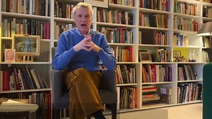 Adriaan van Dis over het belang van lezen (juist nu) én de lokale boekhandel. #kooplokaal #kooplokaalookonline | Uitgeverij Atlas Contact