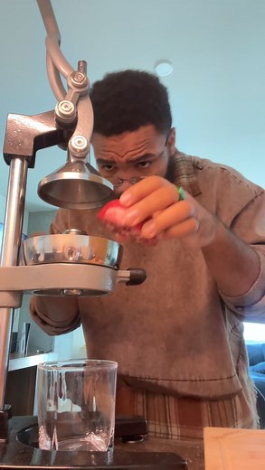 Juicing Pomegranates for the First Time