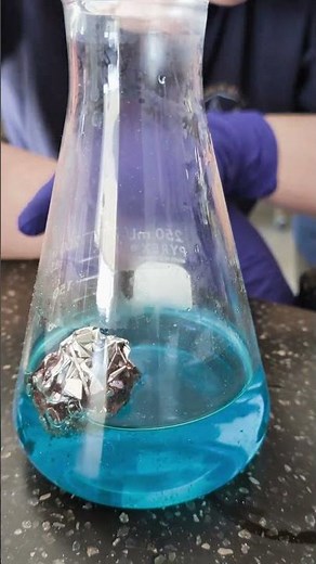 Aluminum in Copper (II) chloride, single displacement reaction