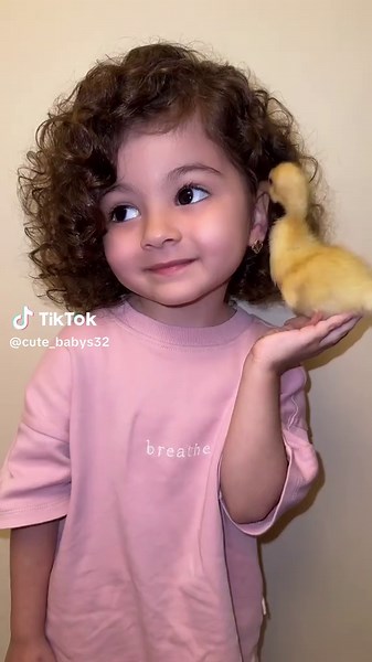 Cute Baby Moments to Melt Your Heart