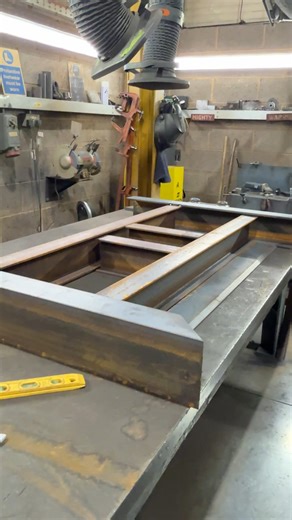 🇬🇧 Not just British made — built with British Steel. Every DIGBITS Grading Beam starts with premium British Steel ‘C’ and ‘I’ hot-rolled sections, forming the backbone of our durable, high-performance designs. These solid sections give our beams the depth and strength needed for true pitch stability and a smoother grading finish — the difference you can see in every pass. 🔥 Built strong. Built to last. Built right here. 👉 Explore the range: https://digbits.co.uk/collections/grading-beams | D