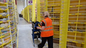 Amazon à Boves (Somme) lance le premier centre de formation pour apprentis en France