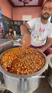 Agra’s Famous Paper Style Chole Bhature 🔥 | क्या छोले देने मैं कंजूसी करते हैं ? | gareebpanda