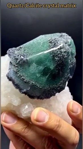 Quartz/Calcite crystal matrix