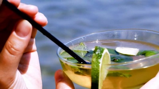 5.1K views · 36 reactions | Today is #WorldEnvironmentDay  What can you do to help the planet today? Here are 5 of the easiest ways to reduce your plastic use immediately. | The Weather Network | Facebook