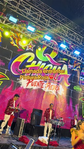 📞🔥 ¡Aló, aló…! ¿Por qué no me contestas? 😩💔 Así cantamos El Teléfono en vivo con toda la fuerza de Pintura Roja. 🎶💃🏻 ¡Si te gusta, contesta pues! 😂📞❤️ #PinturaRoja #ElTeléfono #EnVivo #CumbiaPeruana