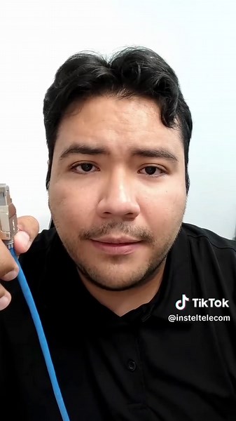 Conectores MPTL: Uso en Cámaras IP y Puntos de Acceso