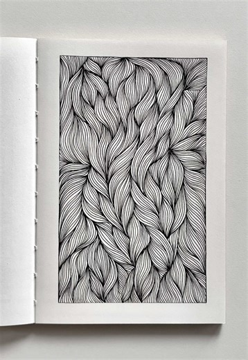 Waves? Braids? What do you see? Tell me in the comments😍 #art #drawing #abstractart #pattern #sketchbook