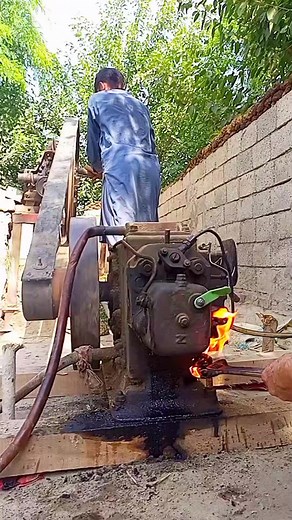 Starting an old diesel engine with a torque machine #funny #farming #shorts #reels #funny #f #shortsvideos #viralvideo #comedy | Sajid sial