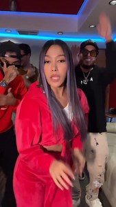 Desde febrero se siente que viene BEBIEMBRE 🤭 K me pongan el Beepel 🥃 | Fariana