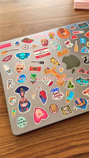 All stickers available on digibee.com 🐝🩵 #macbookpro #macbookprom4 #macbook