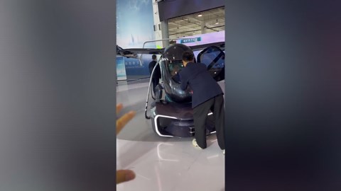 Flying car complete successful tests in China