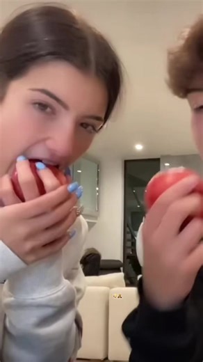 ꒰ 🤍 ꒱ؘ . ݁ repost from main! ⊹. ݁˖ . 【 pls give vc and no repost if ur a vc acc! 】. 𝐘ⱺυ𝗋 ρ𝖾𝗋𝖿𝖾𝖼𝗍 ݁ ˖ #fyp #chqr_rares #xyzbca #fancam #charlidamelio