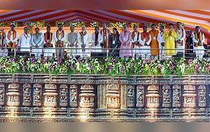 PM attends oath taking ceremony of new Odisha Government