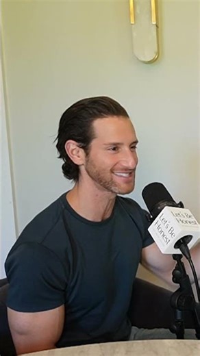 Why Is Everyone Talking About Eyelid Surgery?