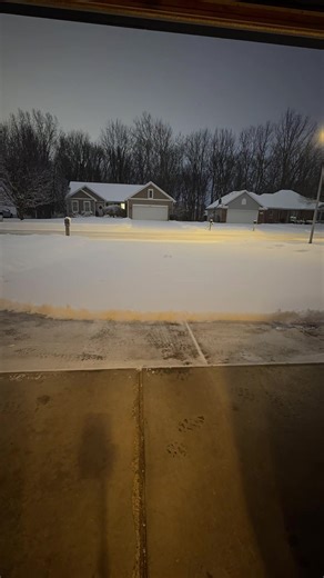 Should I Buy a Snow Blower or Stick to Shoveling?