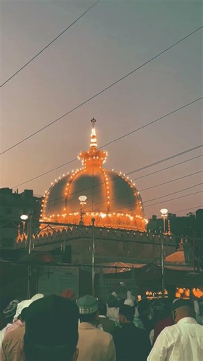 Auron Ko Jo Mila Hai Muqaddar Se Mila Hai | Khwaja Ji Status | Khwaja Garib Nawaz | #shorts