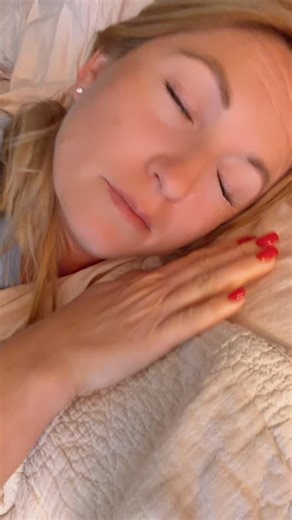 🏡 Top 5 Reasons People Sell Their Home — and How Buyers Can Use It to Their Advantage 👀⬇️ ⠀ Ever wondered why a home is really for sale? That “why” can be powerful leverage for buyers — especially with the right Realtor on your side. ⠀ 1️⃣ Life Changes Job relocation, growing family, downsizing, divorce — sellers often need a smooth and timely sale. 👉 Buyer advantage: flexibility on closing dates or terms can win you a deal. ⠀ 2️⃣ Financial Reasons Rising expenses, HOA fees, or taxes can push