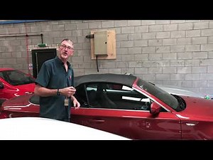 BMW 1 series convertible roof operation demo