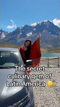 Top Chilean foods to try // Street food market tour in Santiago Chile 🇨🇱 #chile #streetfood