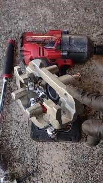 Lexus Es 300-350 Toyota Camry Style set up Strut & Break Replacement (knowledgeonhowto)