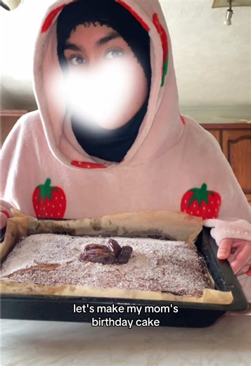 Delicious Date Cake Recipe for Birthdays