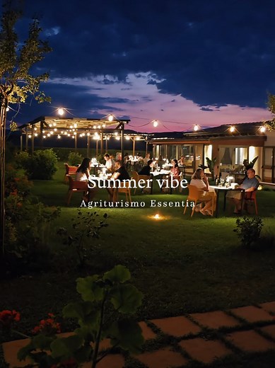 Il tuo viaggio in Molise🇮🇹 ti aspetta! Pronti a scoprire luoghi incantevoli, cibo incredibile ed esperienze uniche! vi aspettiamo ad Essentia 👨‍🌾 AGRITURISMO ESSENTIA ❇️ PISCINA 🏊🏻‍♀️ ❇️ Nuovo Ristorante 🍽️ ❇️ Soggiorni in camere con accessi indipendenti 🛌 ❇️ Azienda agricola 🚜 produzione & vendita 🍅Esperienza contadine ❇️ CENE & Colazioni e pranzi con CIBO autoprodotto a metri 0 🍝 ❇️ ATTIVITÁ tour in EBIKE 🚴‍♂️ Prenota un'esperienza direttamente sul nuovo sito 💻 www.agriturismoesse