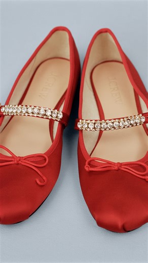 J.Crew on Instagram: "The Holiday Collection is here! Shop all new festive arrivals in our story…"