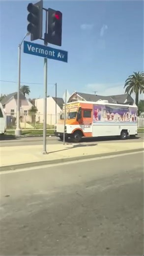Bugs Bunny￼￼ soft serve ice cream truck ￼