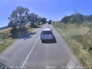Trei autoturisme implicate într-un accident pe DN 2F https://tinyurl.com/34tkadr9 | Stiri EST