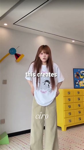 3 Easy Hacks to Style an Oversized T-Shirt Instantly! ✨