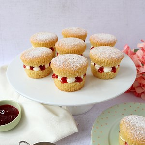 Victoria Sponge Cupcakes