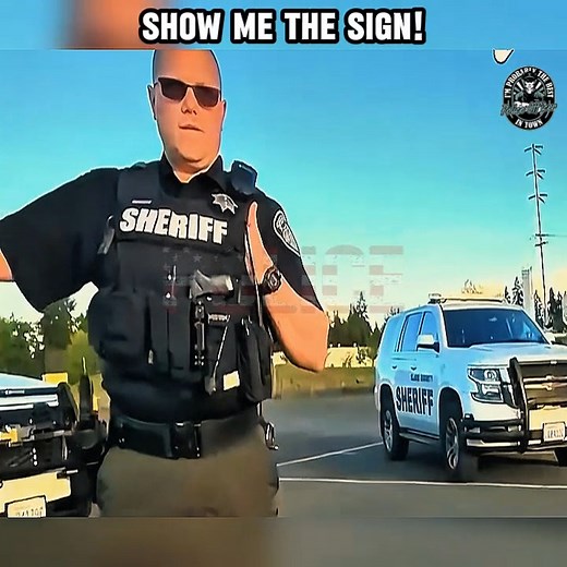 Show me the sign! | Ask Maude