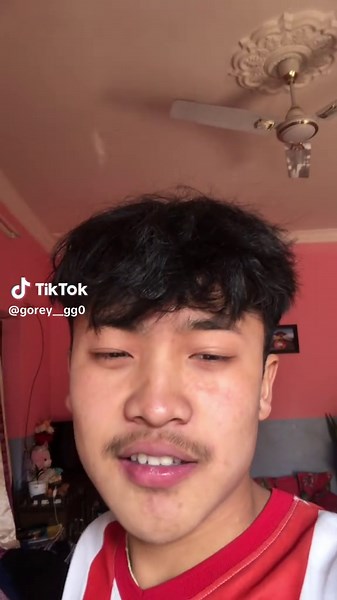 Cozy Room Decor Inspiration With Striped Shirt Style