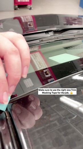 Here’s a couple of tips for choosing the right size trim masking tape to protect your gaskets and moldings: 👉 Choose a width that fits the molding or jamb depth. You want to be able to pull back the trim securely, as shown in this video. 👉 We have a few different sizing options! Keep a few on hand to be ready for whatever comes your way. 👉 #BonusTip: Our trim masking tape is perforated — that means you can easily tear by hand, helping save you time. http://go.3M.com/4RbM #3mcollision #3mtape 