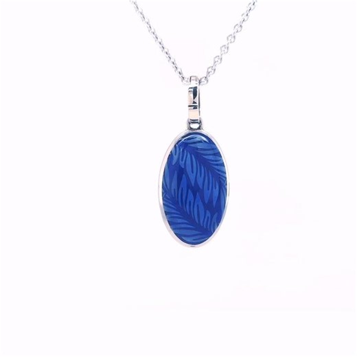 Oval Tropicana locket, 750/- white gold, blue enamel, diamonds, 33.5 x 15 mm, V1646/EM/00/00/101