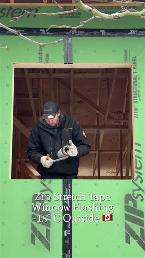 -15ºC Zip System Stretch Tape Window Flashing 🇨🇦 ZIP System stretch tape conforms to challenging applications and locks out moisture even over mismatched surfaces. Perfect for flashing out our windows to ensure we are sealed properly! @huberwood #huberwood #stretchtape #flashing #zipsystem