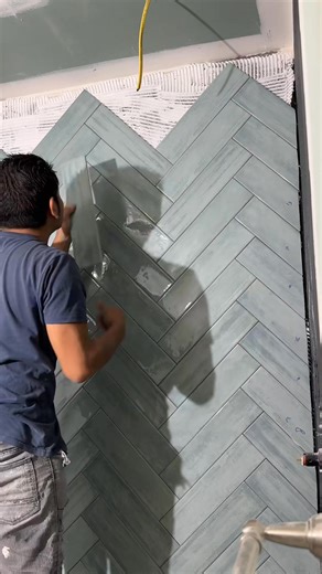 254K views · 1.8K reactions | How to make easy cuts in herringbone | The Creative KH | Facebook