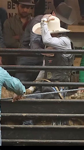Bull Riding Highlights: ProEdge Arena - Buck Offs & Almost Had 'Ems