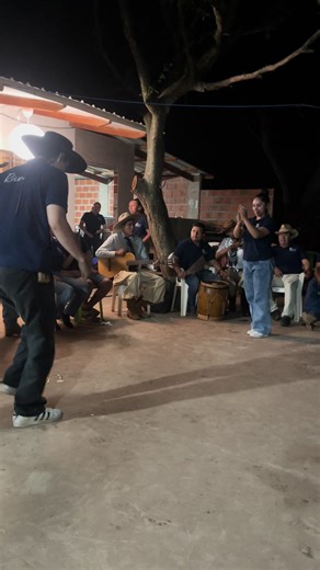 Junte Rivera Huacaya: Celebrating Traditional Bolivian Dance